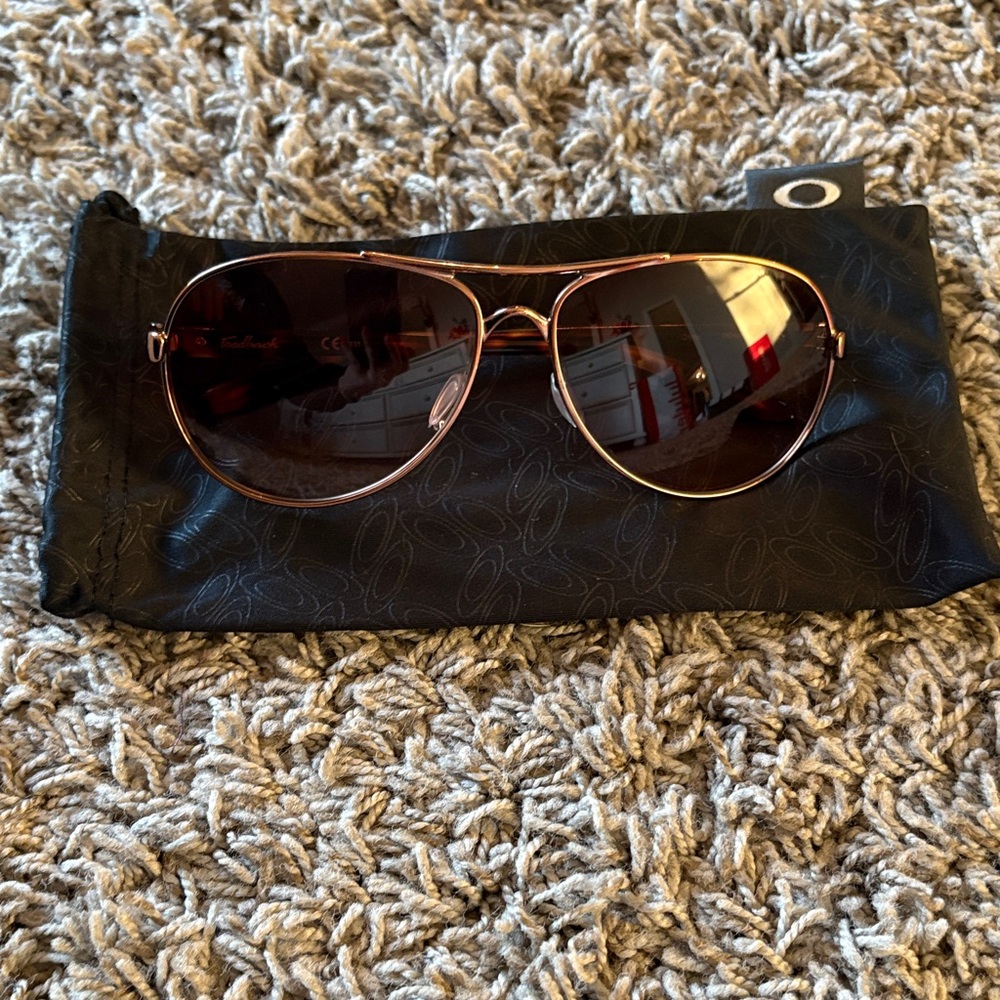 Oakley Feedback Women’s Sunglasses